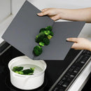 シービージャパン 立てて乾かせる畳めるまな板D グレー