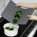 シービージャパン 立てて乾かせる畳めるまな板D グレー