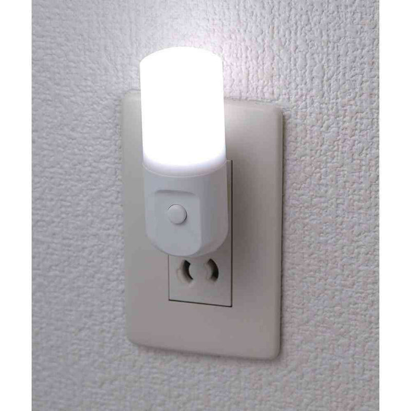 ELPA LEDナイトライト コンセント式 スイッチ式 PM-LSW1（W） 1個