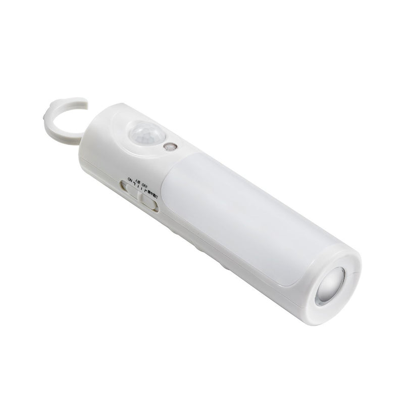 ELPA LEDセンサー付ライト 乾電池式 明暗人感 懐中電灯 停電対策 PM-L256