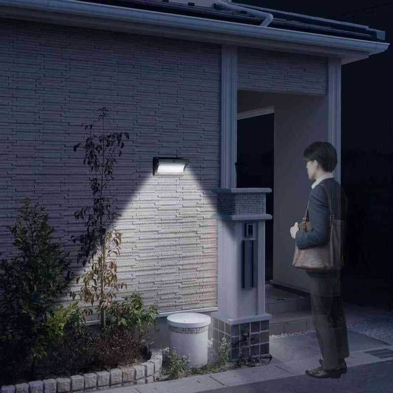 ELPA ウォールライト アルミ薄型 ソーラー充電式 ESL-KA400SL 1個