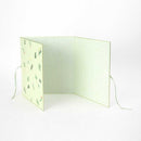 ミドリ カラー色紙 三つ折り リボン 花柄 1枚