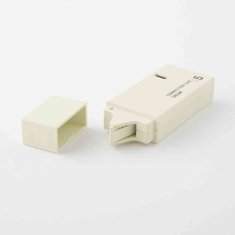 ミドリ 紙製修正テープ＜5mm＞ クリーム 1個