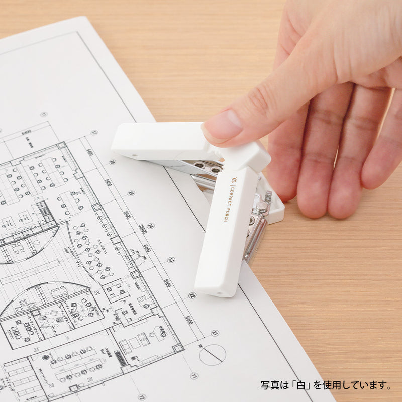 ミドリ XS コンパクトパンチ 黒A 1個