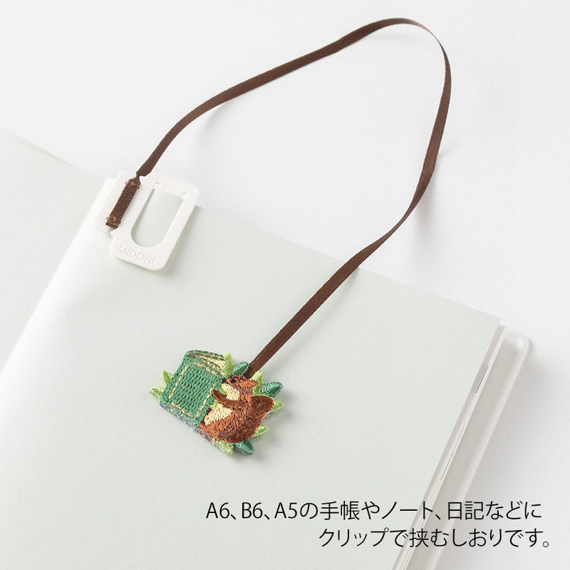 ミドリ ブックマーカー 刺繍 リス柄 1個