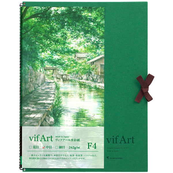 F4 素描本 Vifuar 中号 1 本书