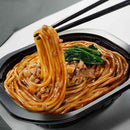 ◆テーブルマーク お皿がいらない ジャージャー麺318g×12袋【直送品・クール便】 返品・キャンセル・他商品と同時購入は不可